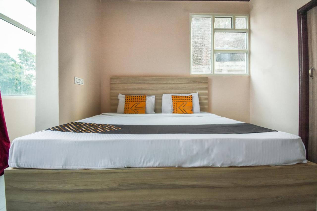 Hotel O Hi Tech Panchkula Zewnętrze zdjęcie