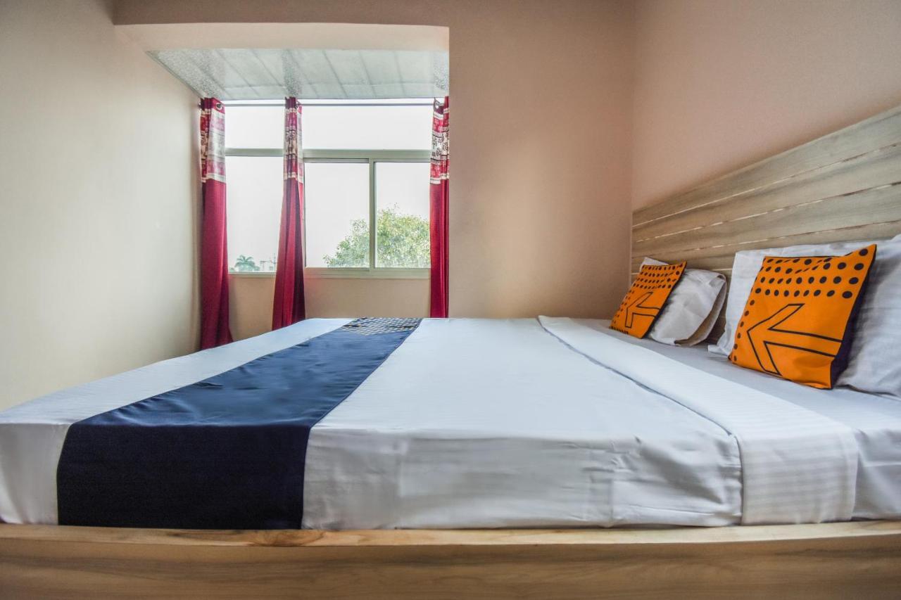 Hotel O Hi Tech Panchkula Zewnętrze zdjęcie